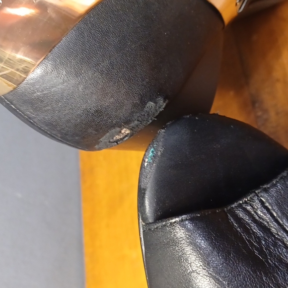 Fergie heels - Picture 12 of 14